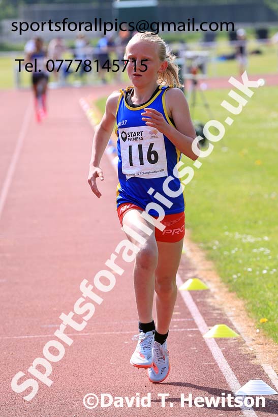 Girls Under-13s 1500 metres, 2024 North Eastern Track and Field Champs., Middlesbrough.  Photo: David T. Hewitson/Sports for All Pics